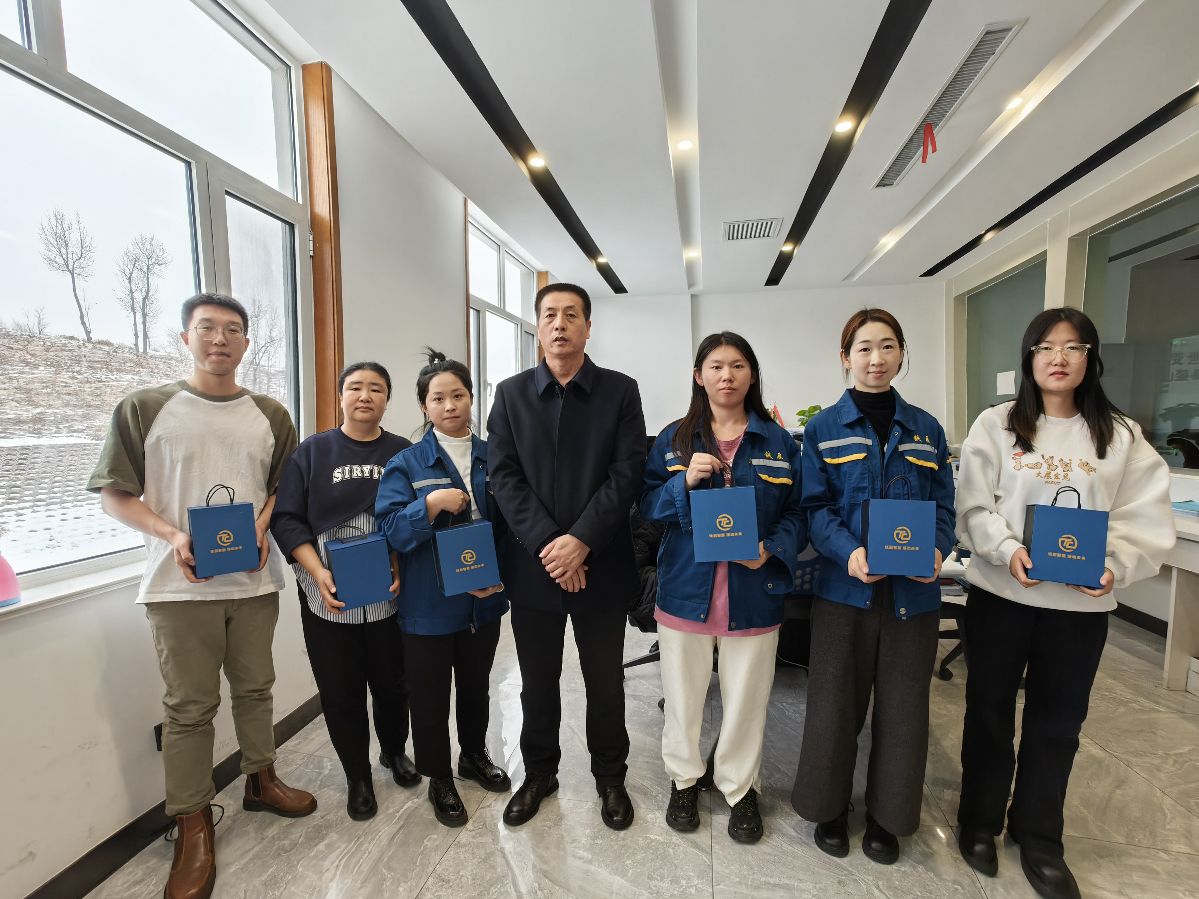 8bd0f008664ab214d567468b483da63.jpg 8bd0f008664ab214d567468b483da63.jpg