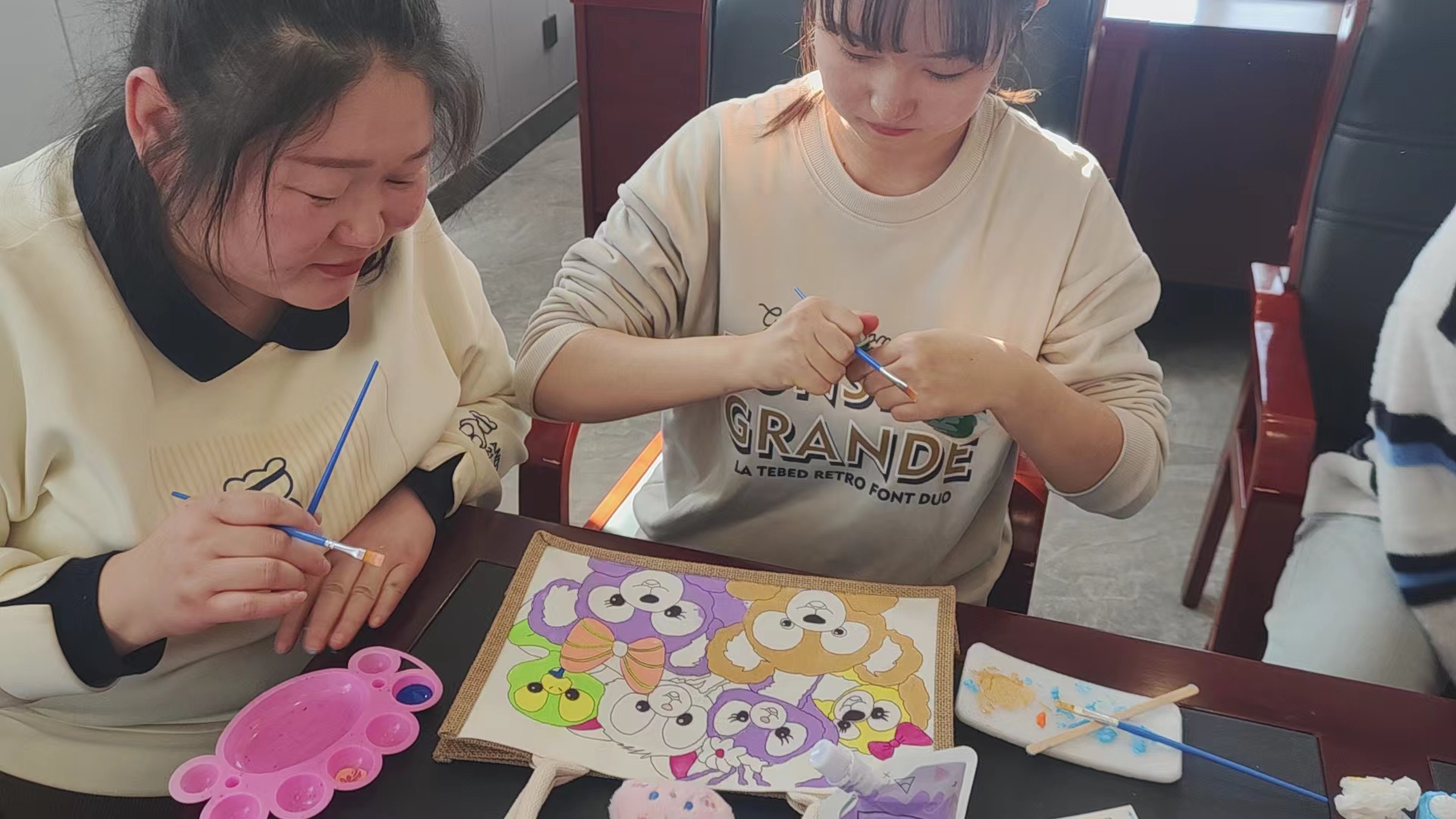 571ecbd9105bfa1323fd3a9a471a283.jpg 571ecbd9105bfa1323fd3a9a471a283.jpg